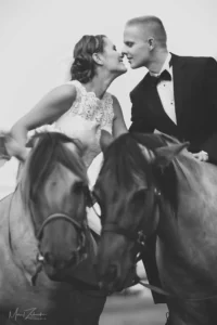 sesja ślubna na koniach